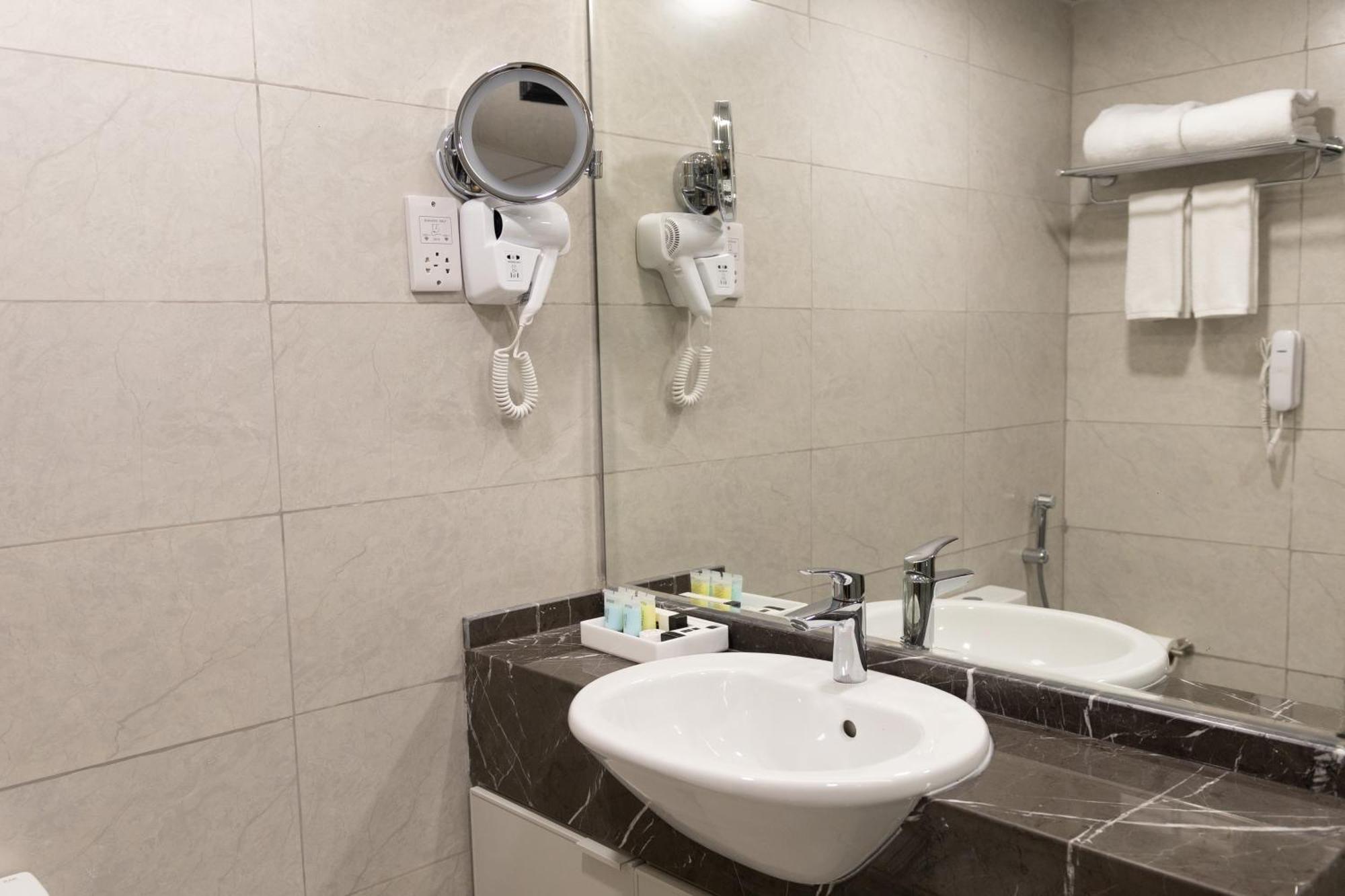 Vendome Plaza Hotel 두바이 외부 사진